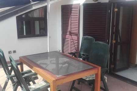 House White Apartments Àrbatax Εξωτερικό φωτογραφία